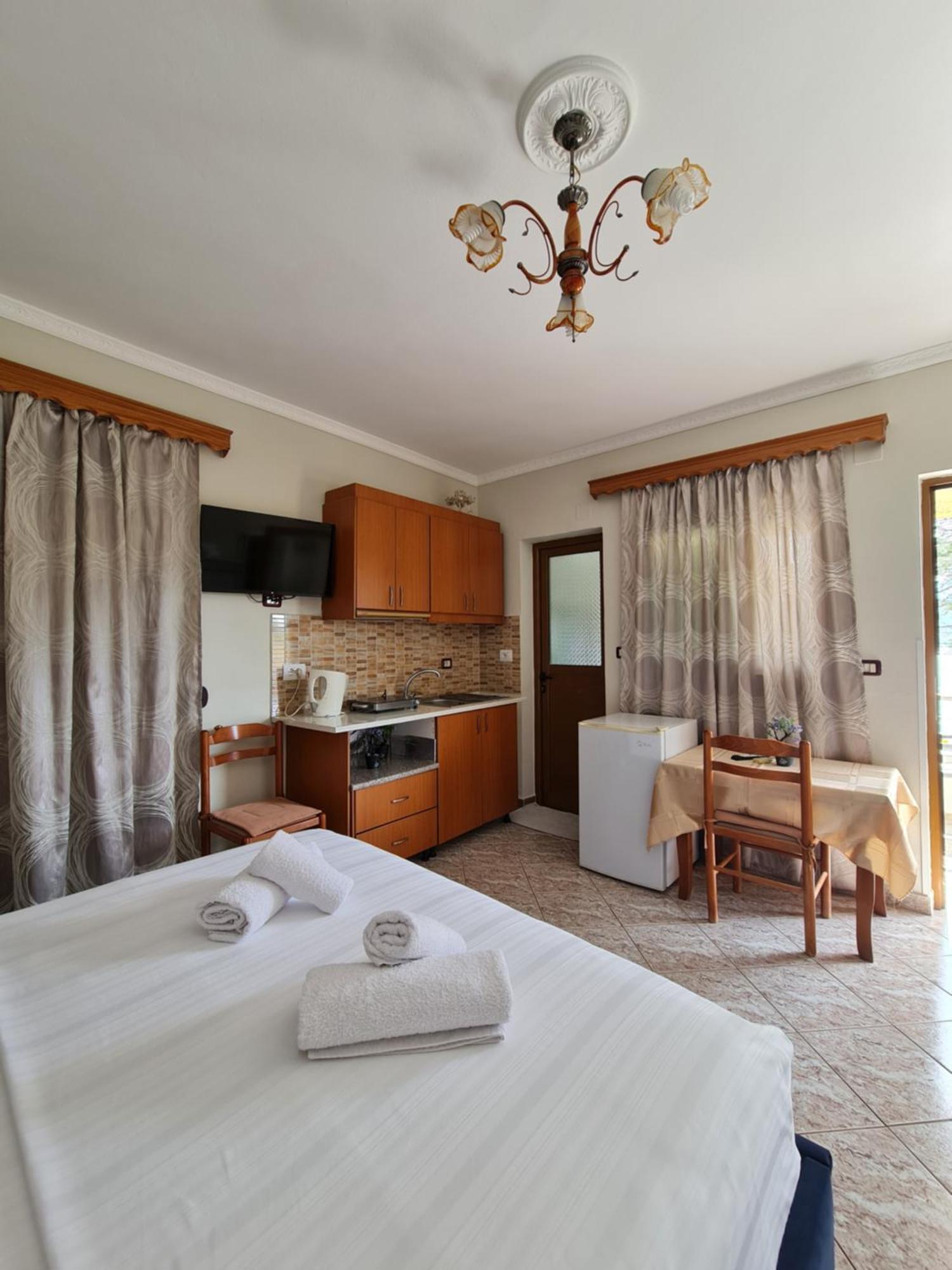 Gezimi Apartment