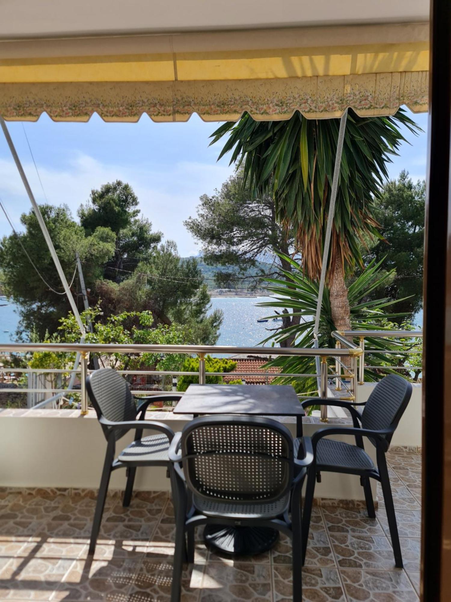 Apartment Gezimi Ksamil